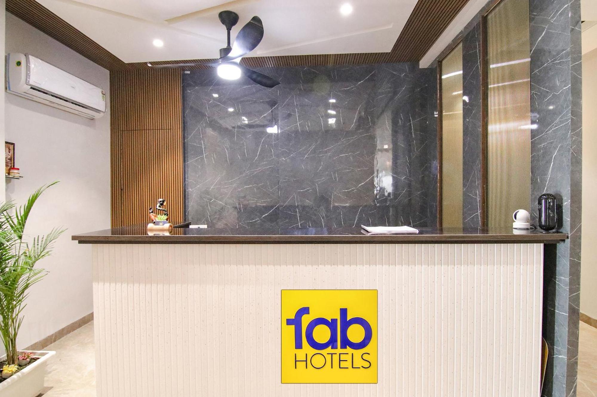 Fabhotel Prime Royal Court Λουντιάνα Εξωτερικό φωτογραφία