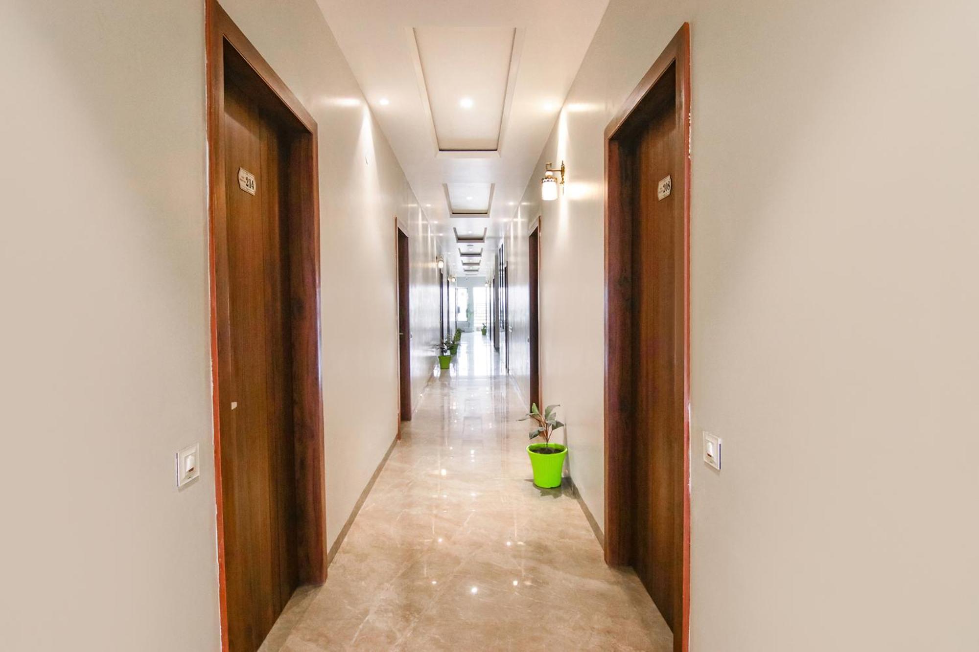 Fabhotel Prime Royal Court Λουντιάνα Εξωτερικό φωτογραφία